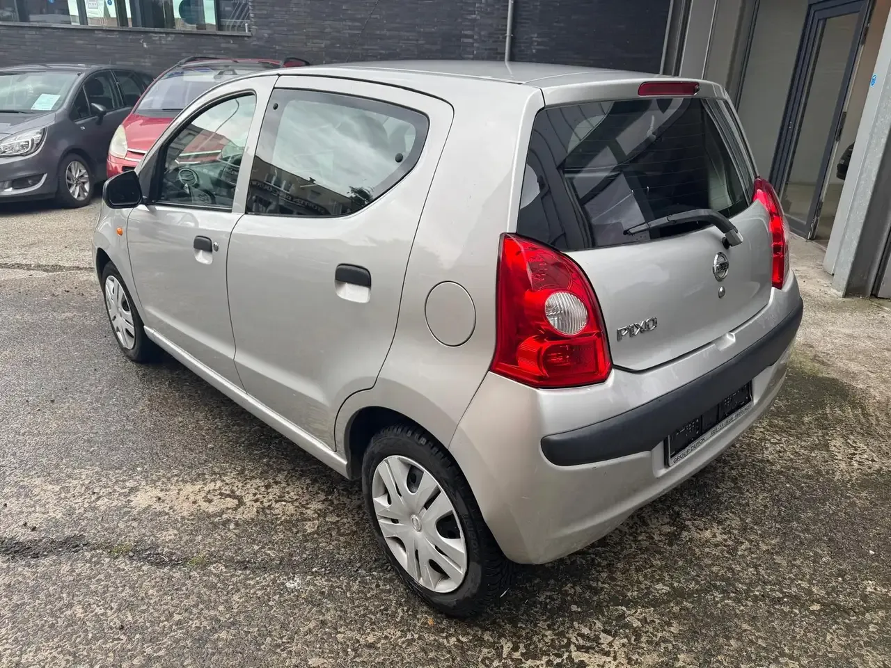 Nissan Pixo - 7