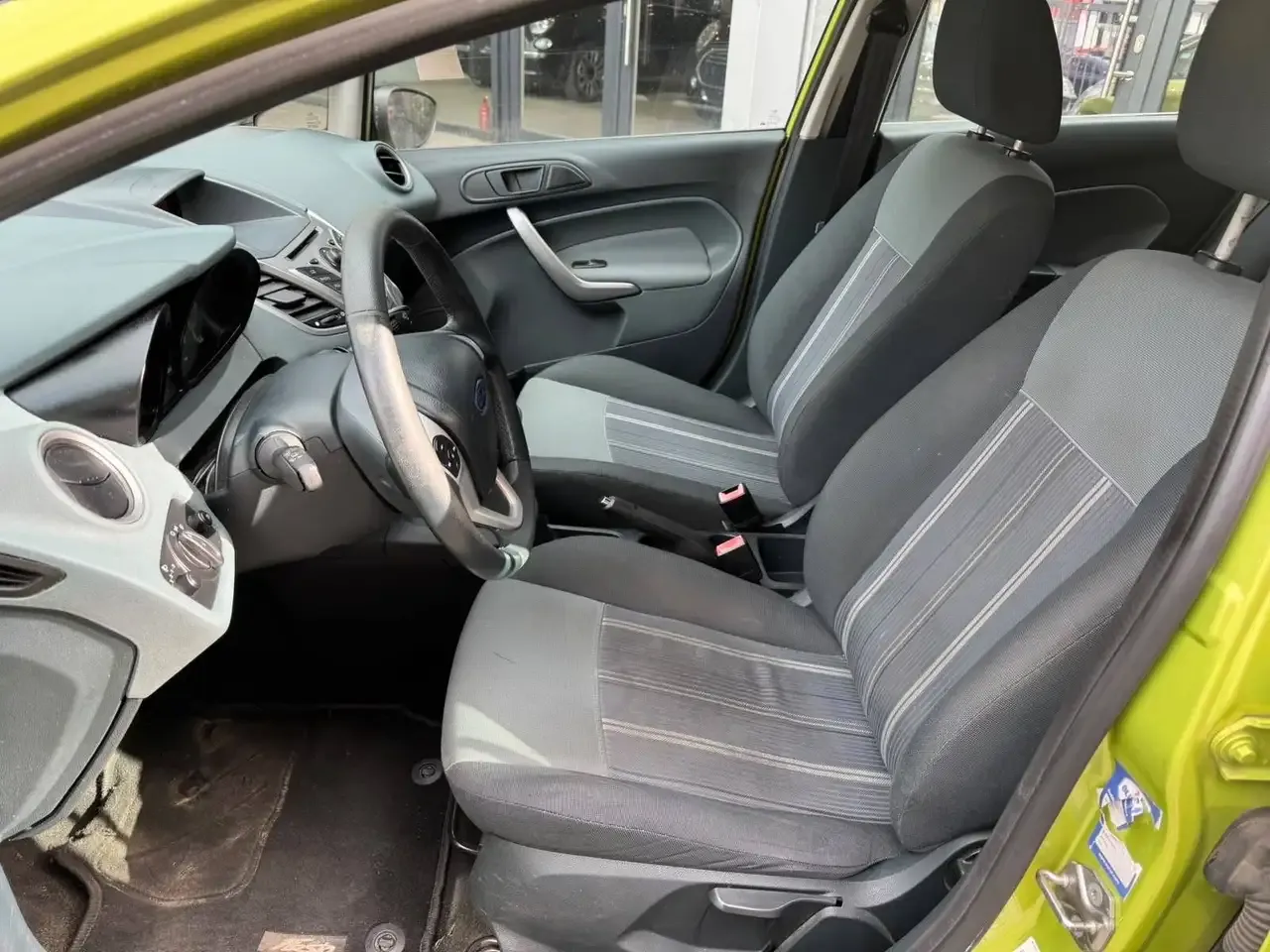 Ford Fiesta - 11