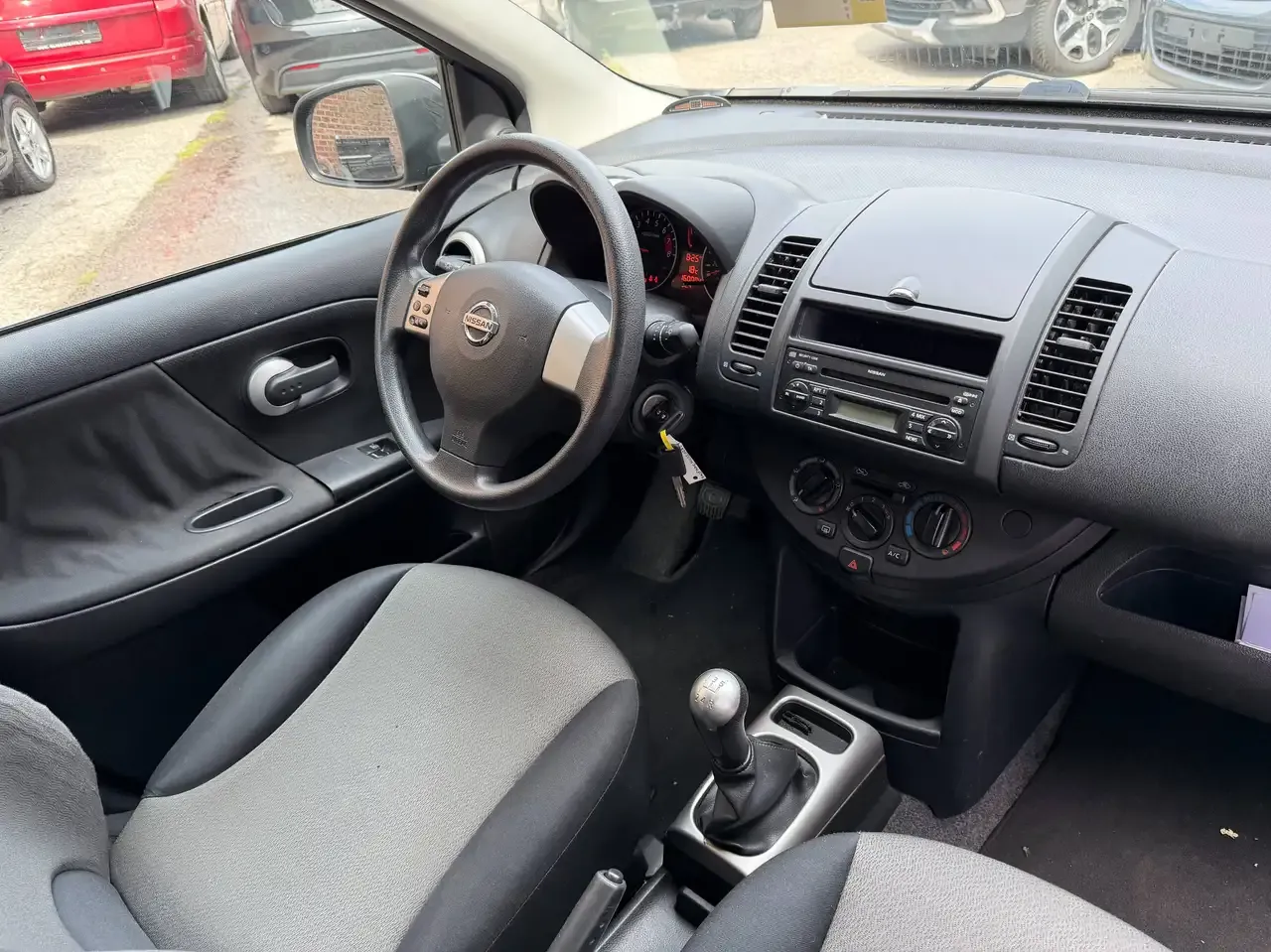 Nissan Note - 8