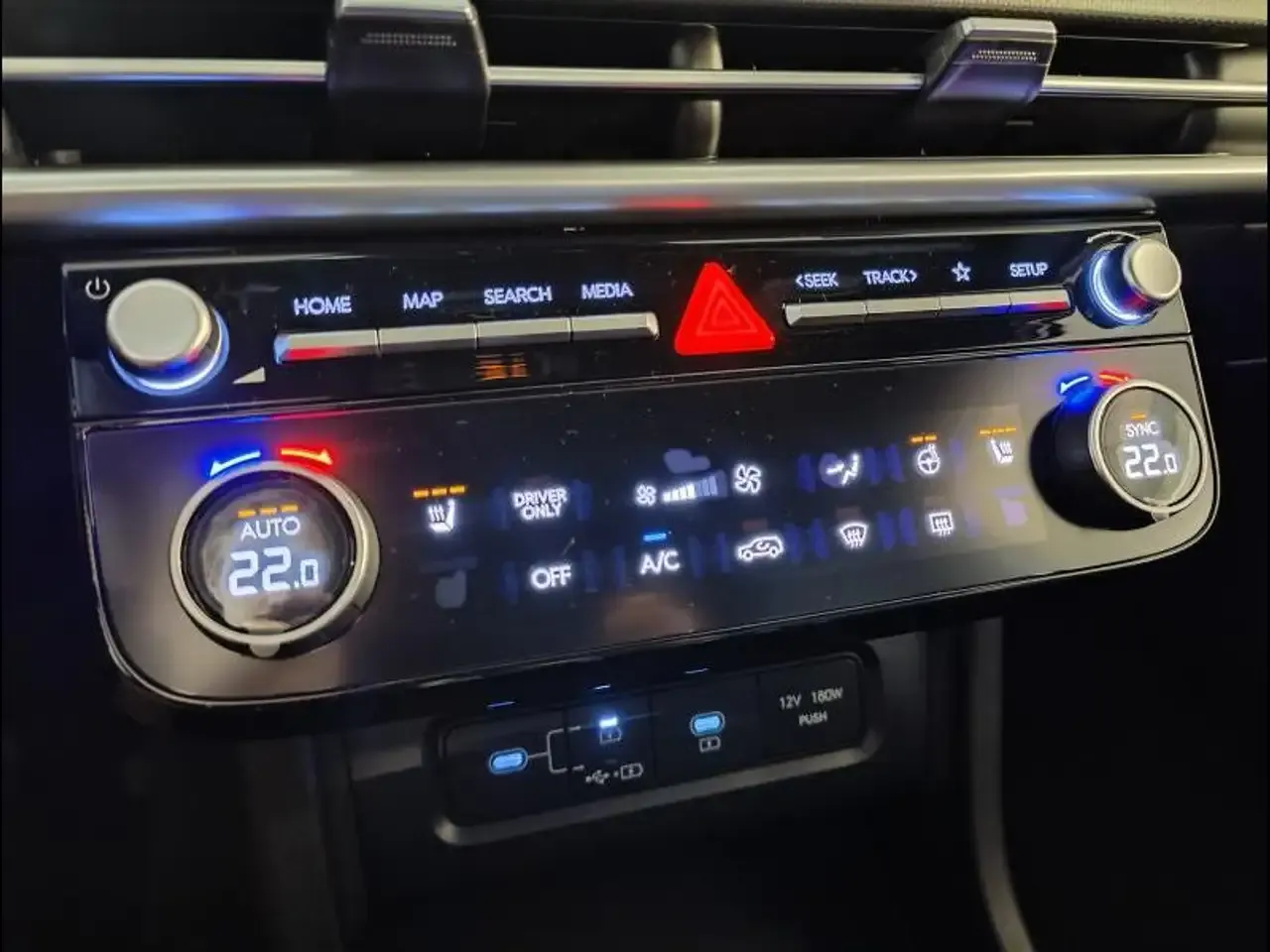 Hyundai TUCSON - 24