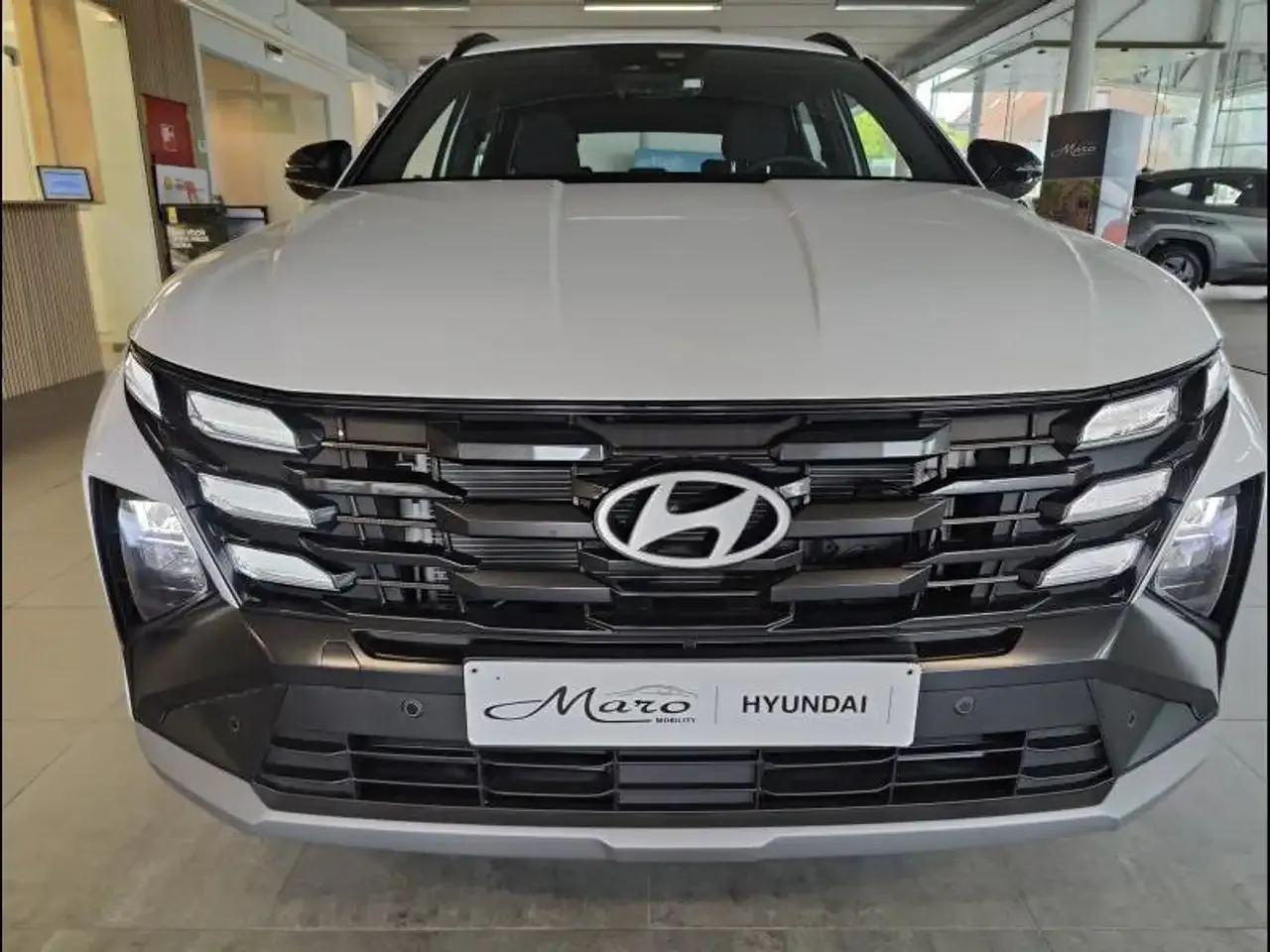 Hyundai TUCSON - 10