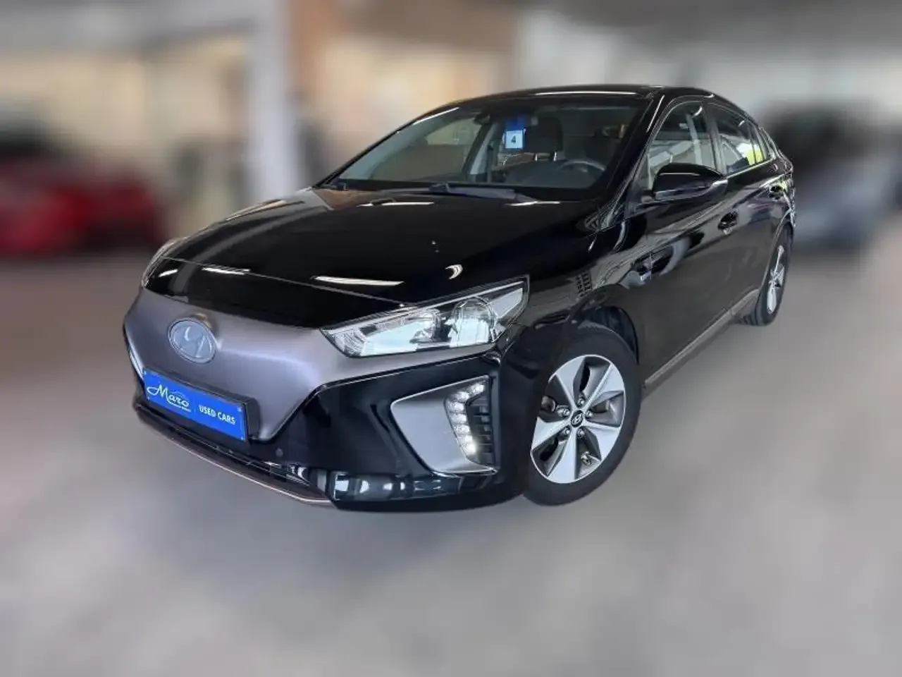 Hyundai IONIQ - 12