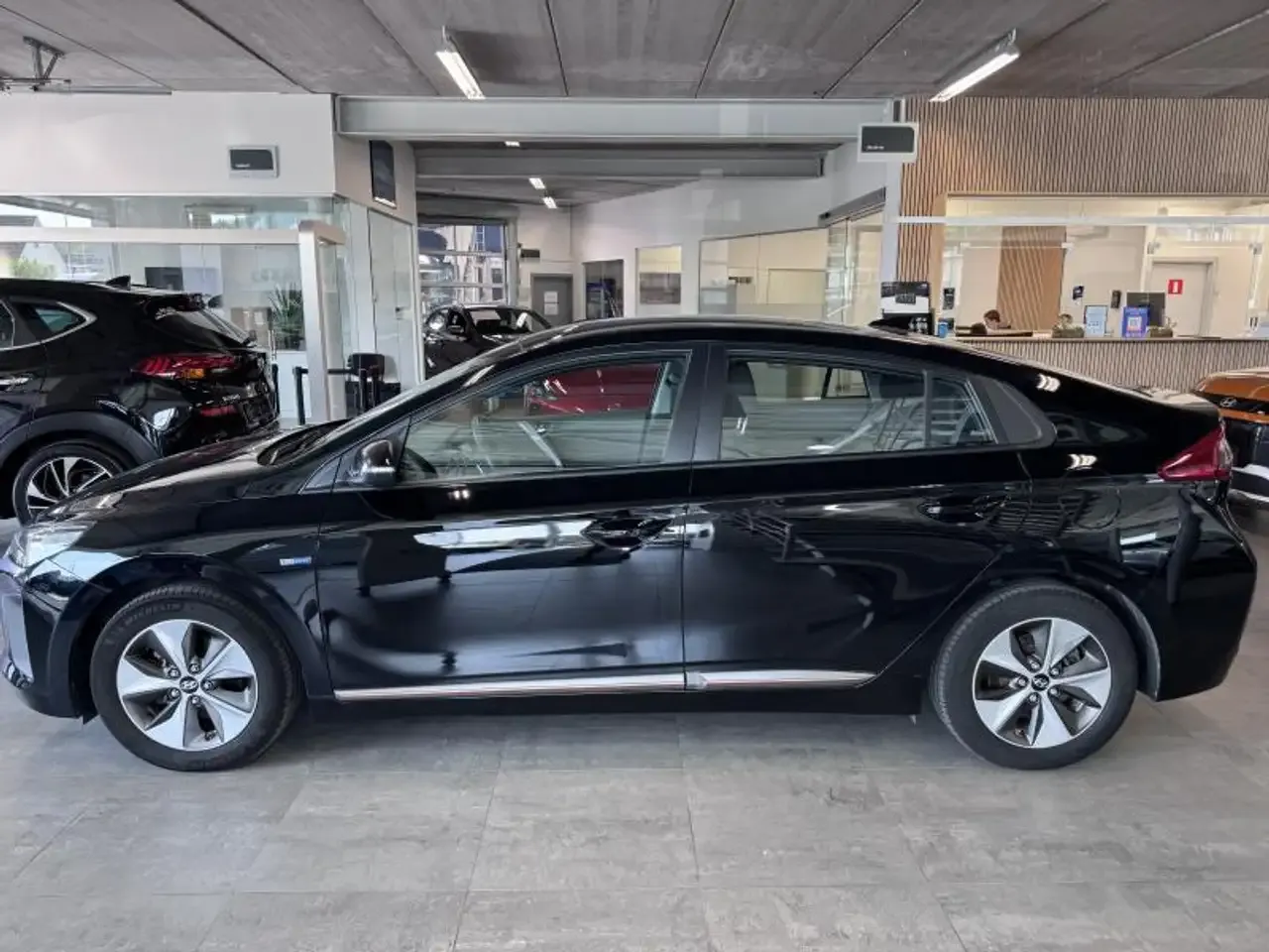 Hyundai IONIQ - 5