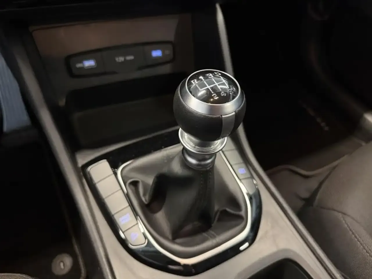 Hyundai TUCSON - 22