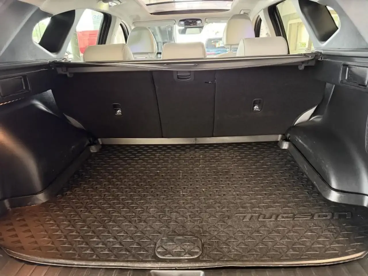 Hyundai TUCSON - 29