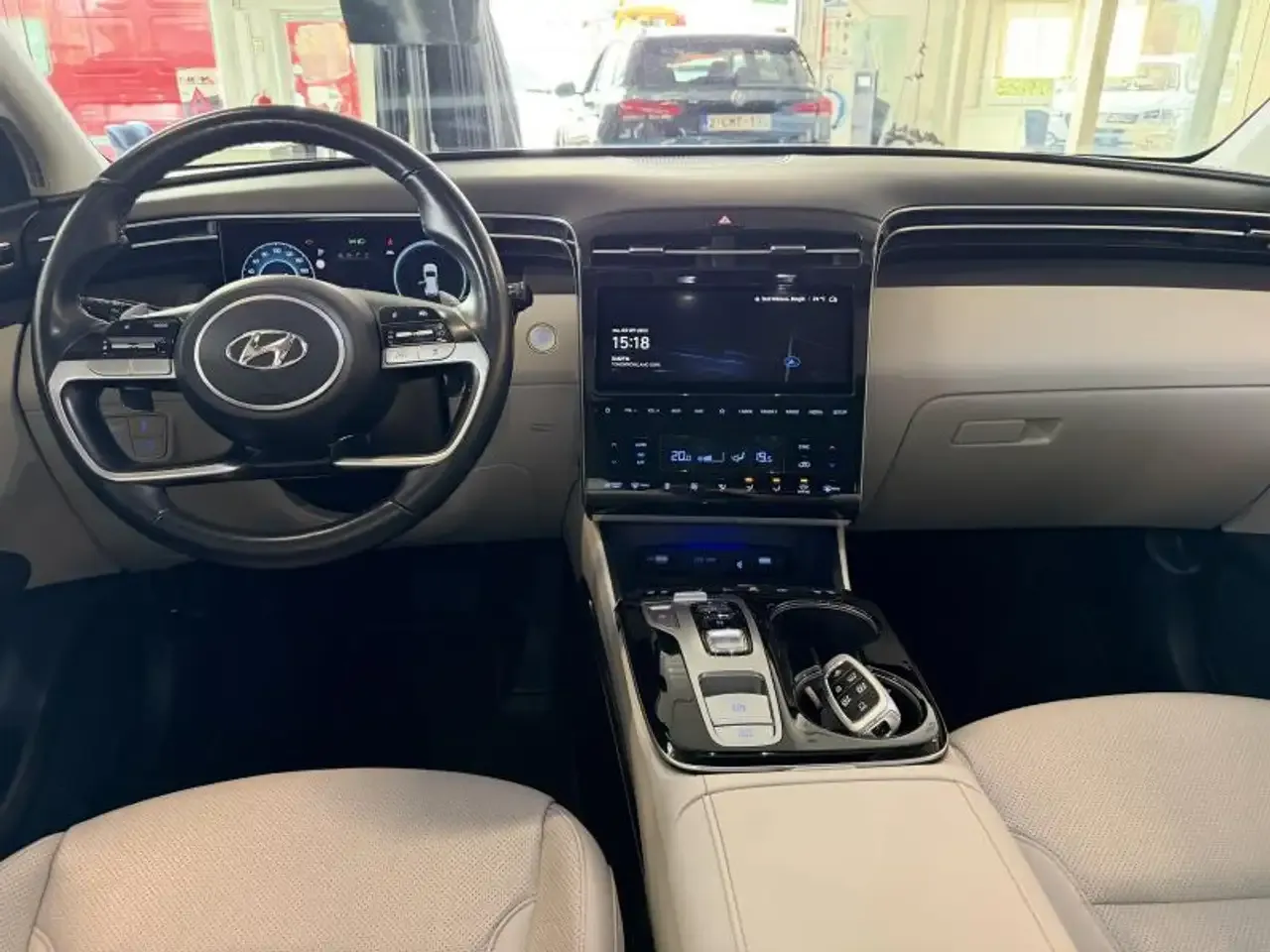 Hyundai TUCSON - 4