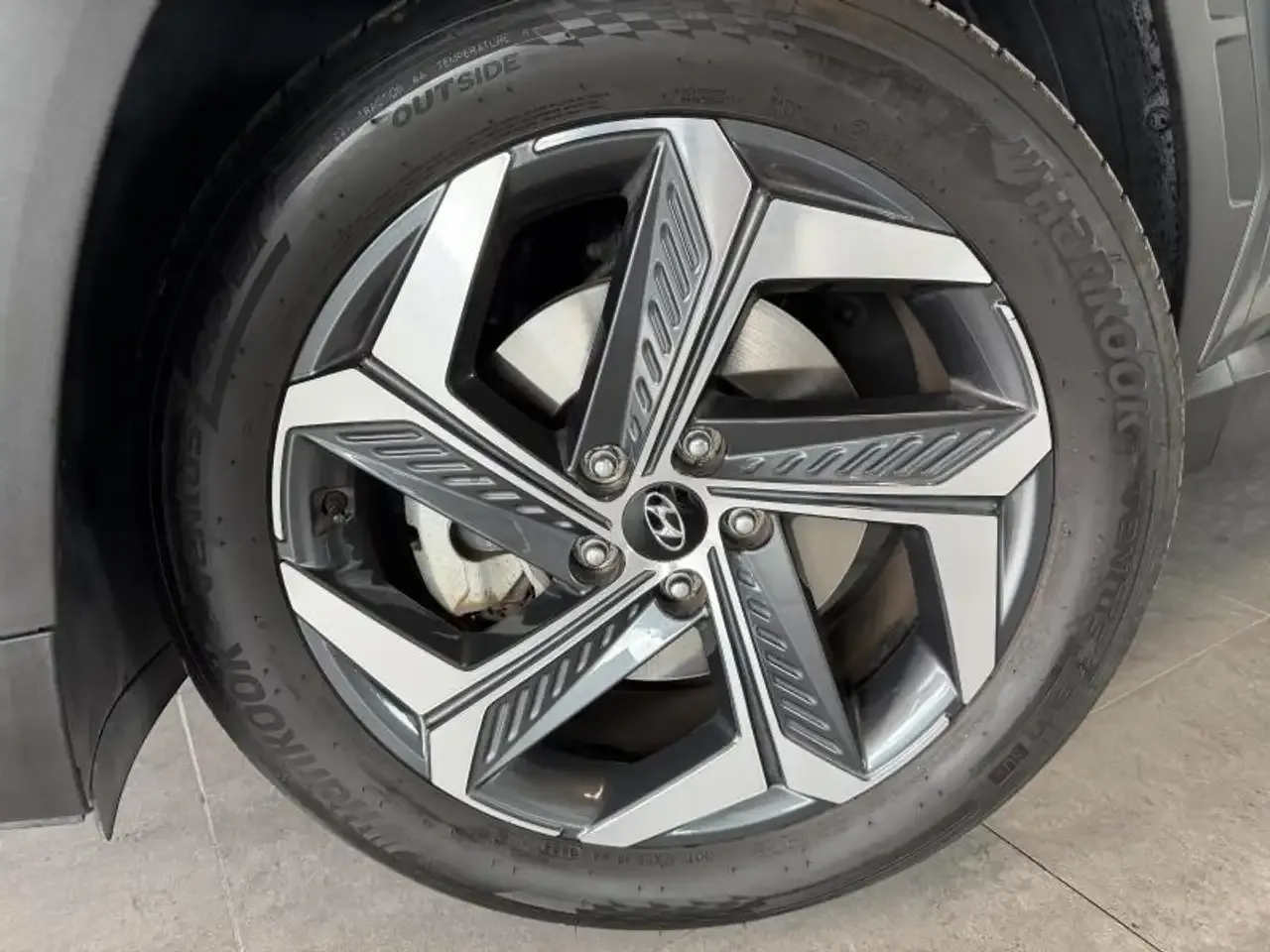 Hyundai TUCSON - 9