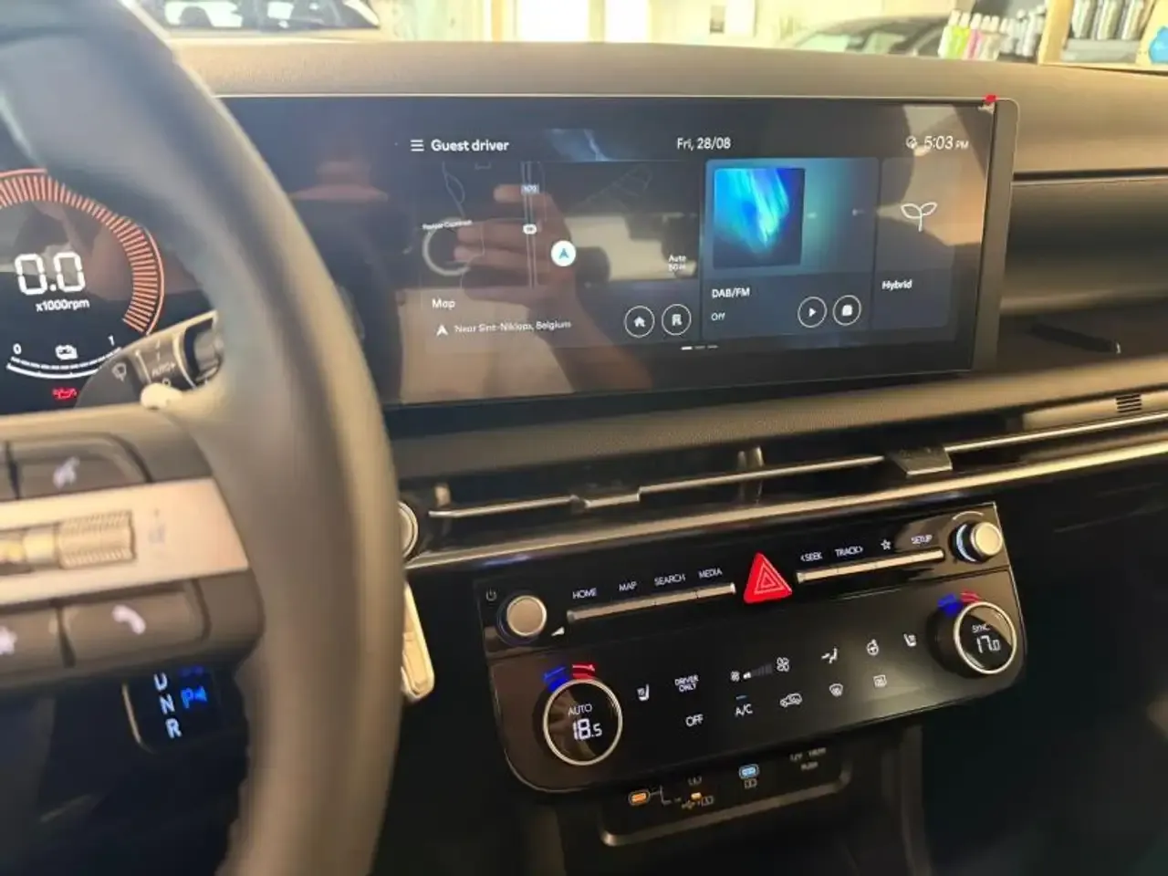 Hyundai TUCSON - 11