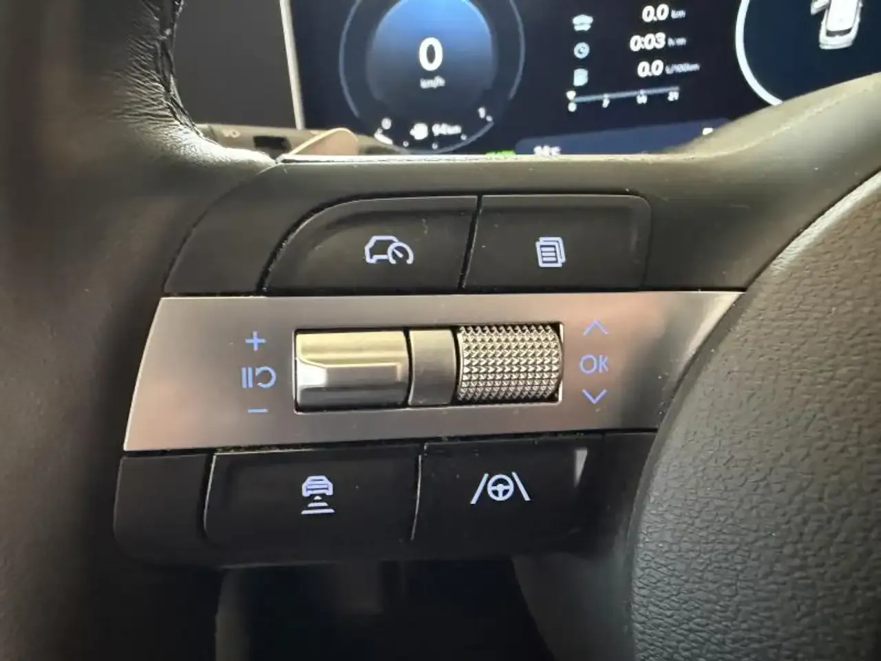 Hyundai TUCSON - 24
