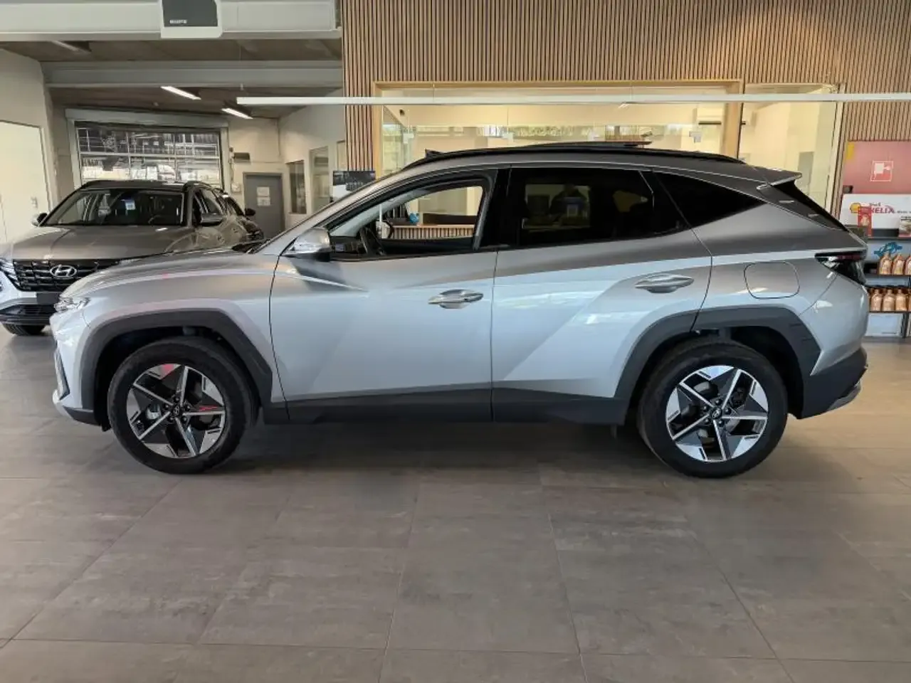 Hyundai TUCSON - 7