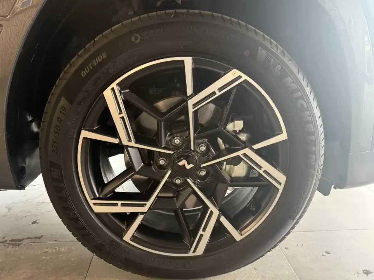 Hyundai TUCSON - 10