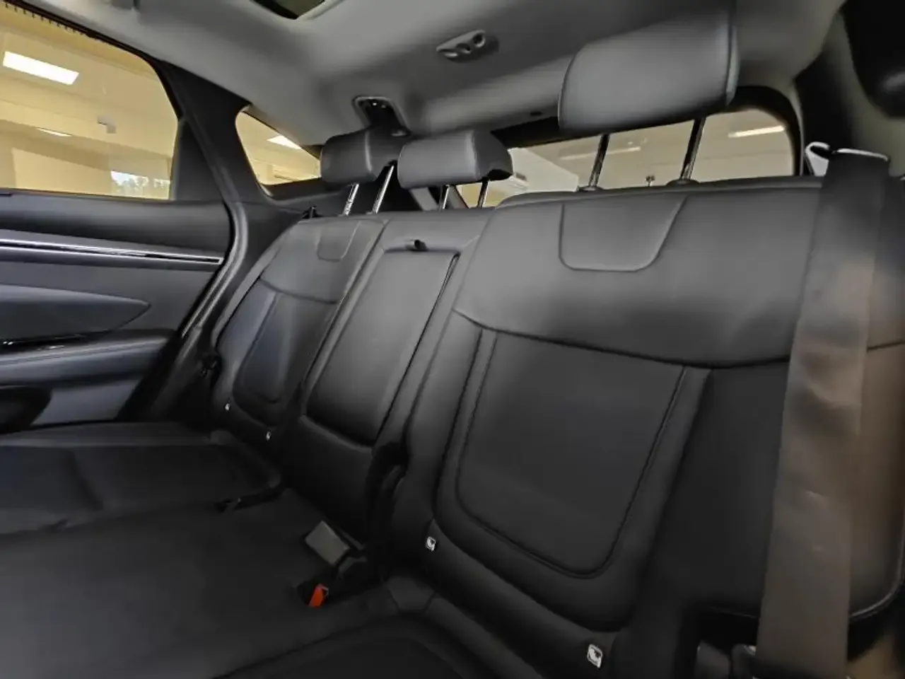 Hyundai TUCSON - 15