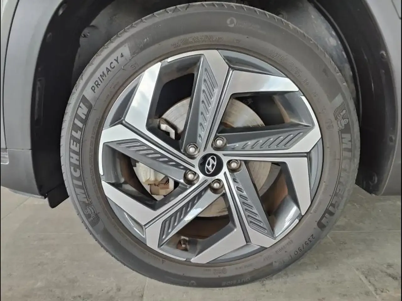 Hyundai TUCSON - 9