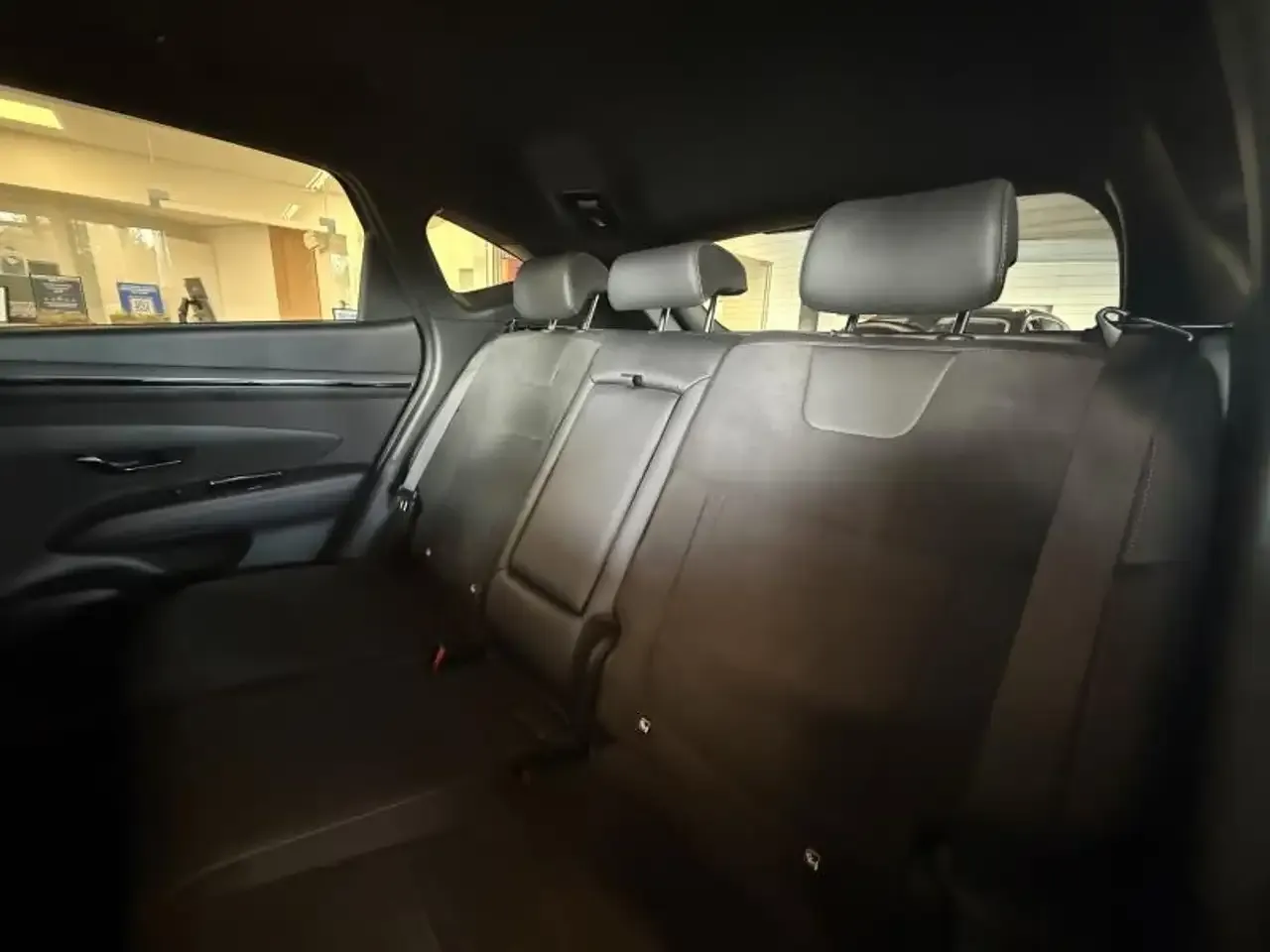 Hyundai TUCSON - 16