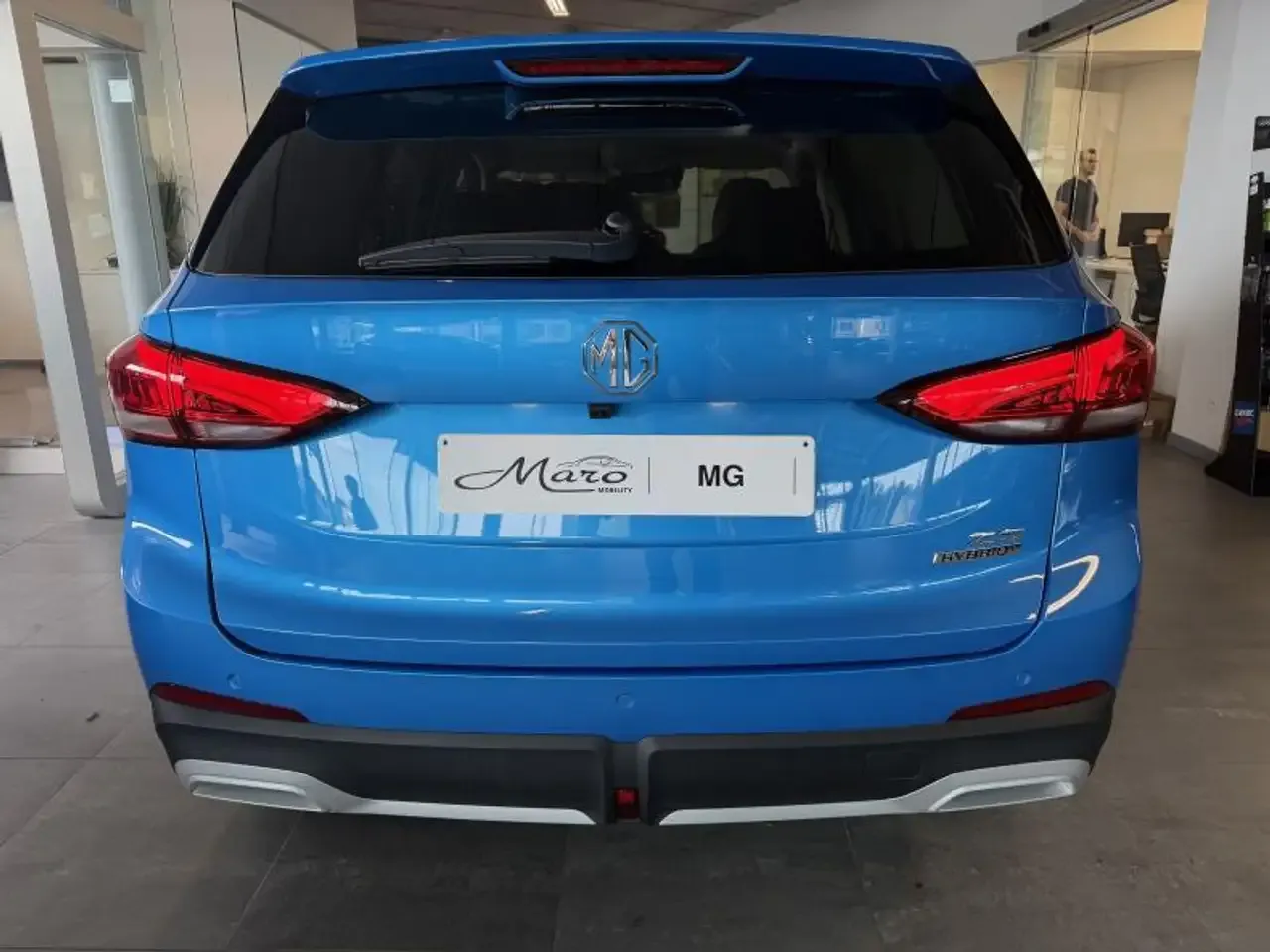 MG ZS - 11