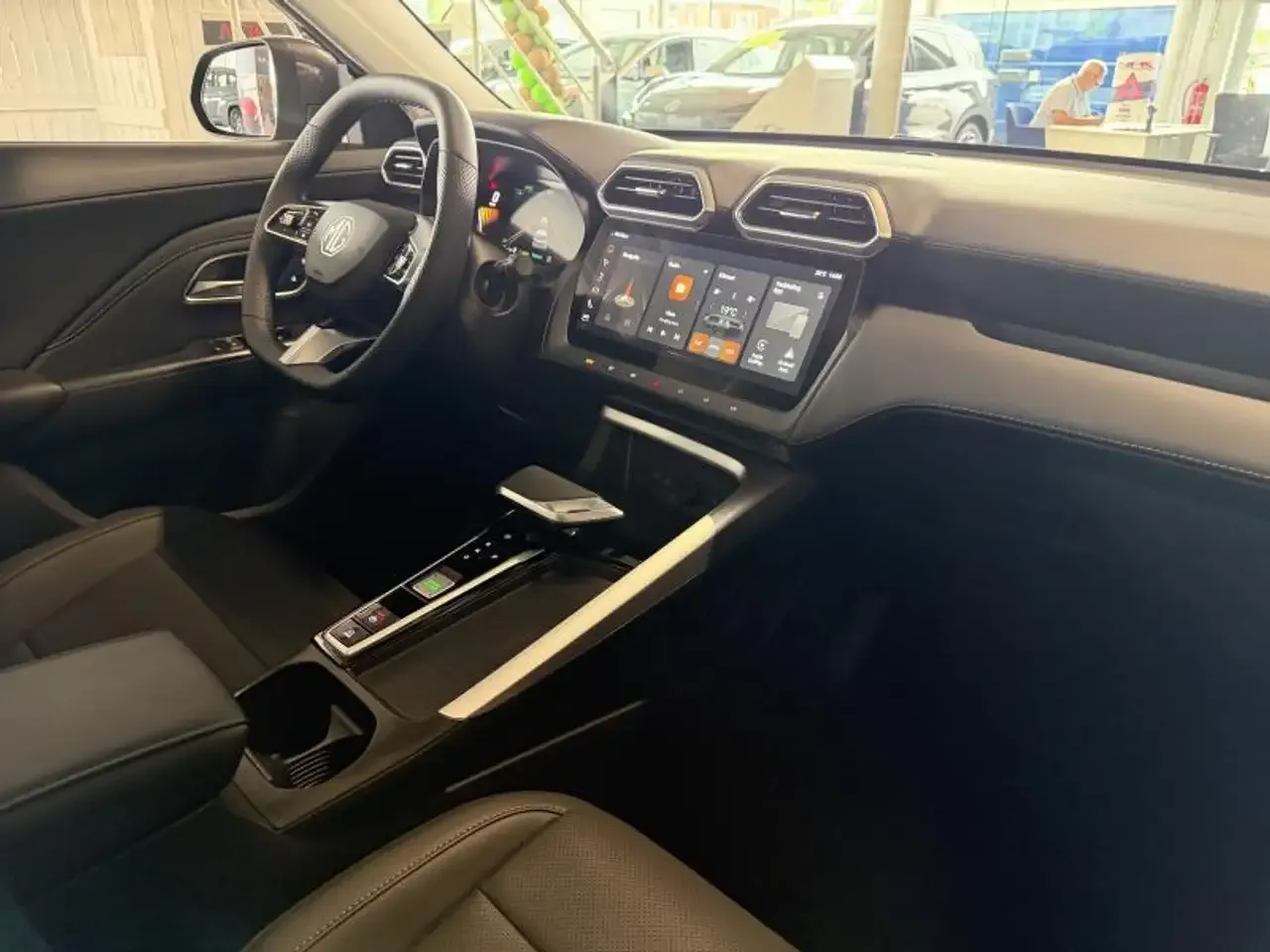 MG ZS - 22