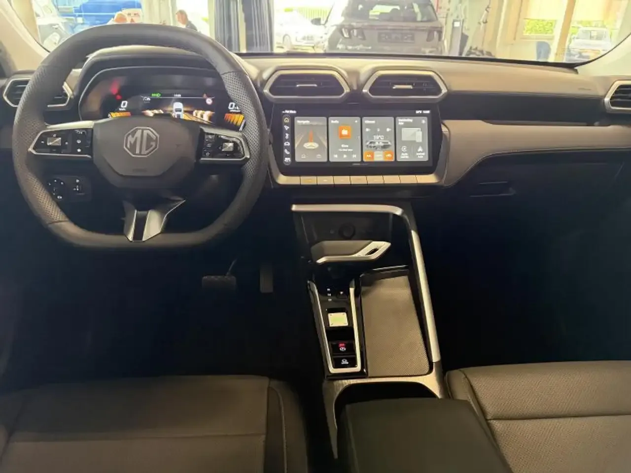 MG ZS - 3