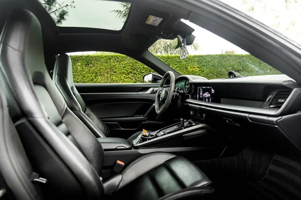 Porsche 992 - 22