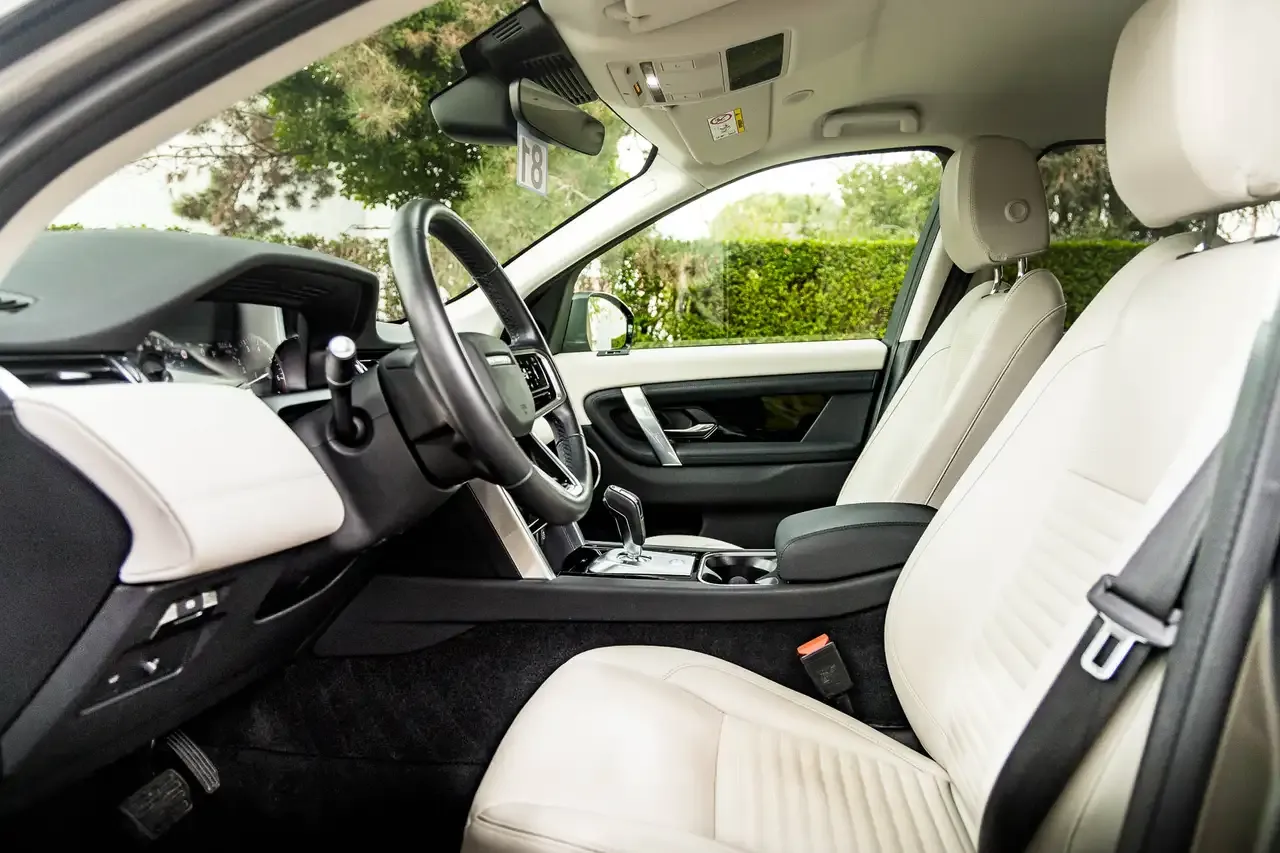 Land Rover Discovery Sport - 5