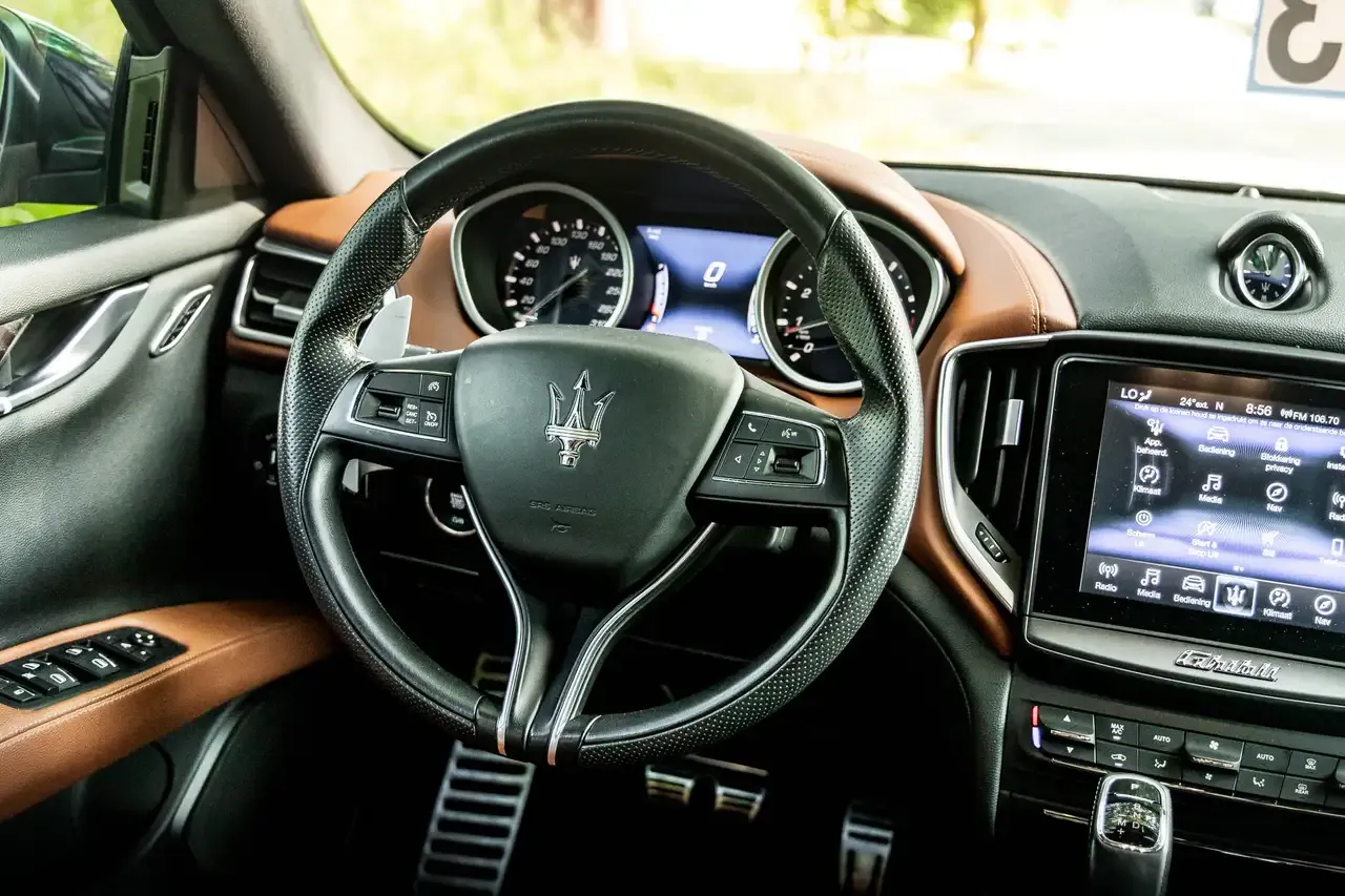 Maserati Ghibli - 17