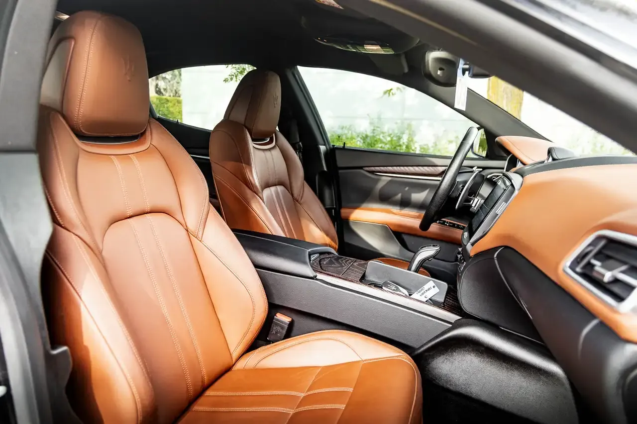 Maserati Ghibli - 21