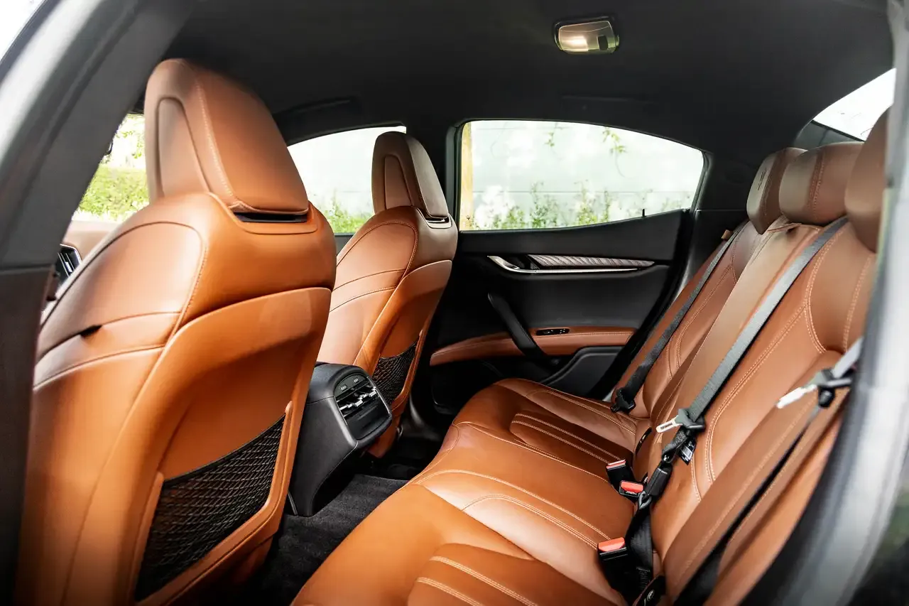 Maserati Ghibli - 7