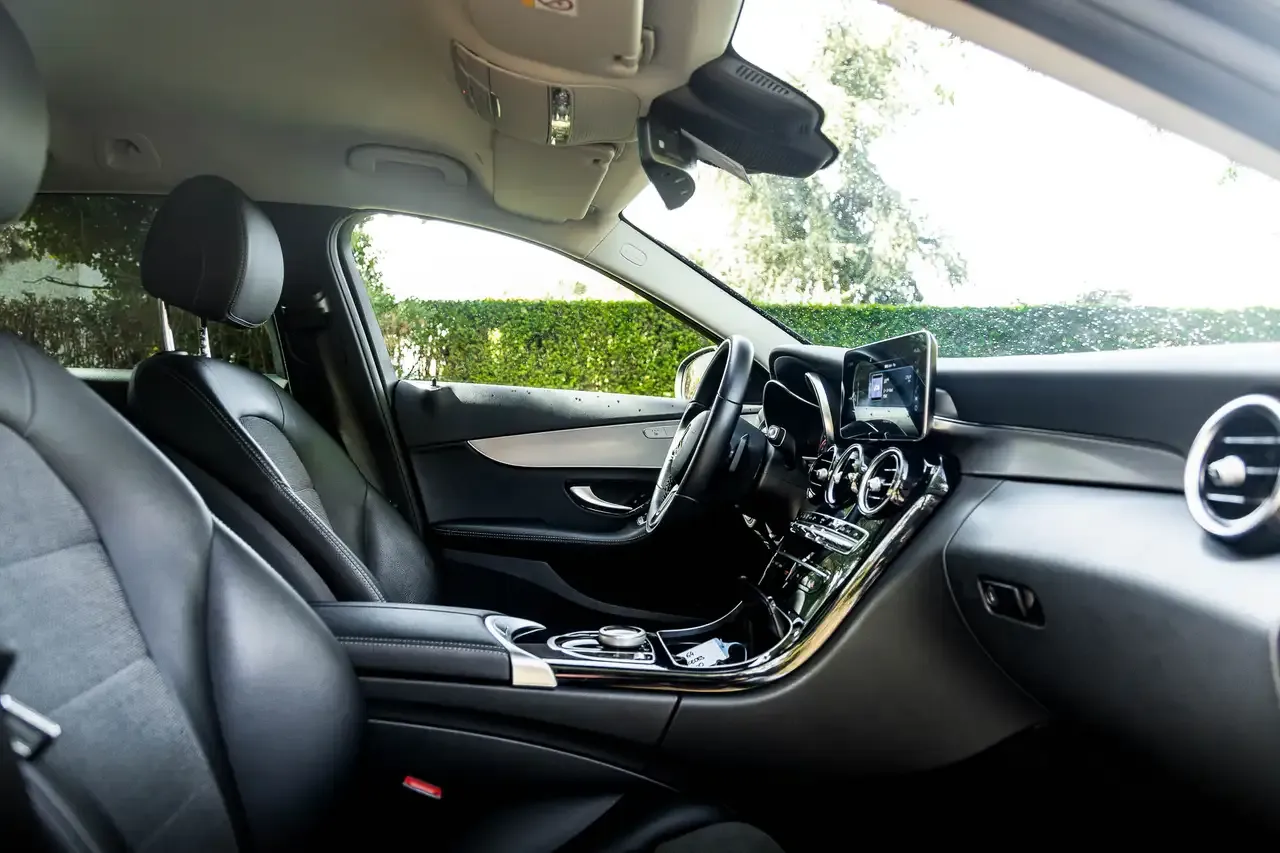 Mercedes-Benz C 300 - 17
