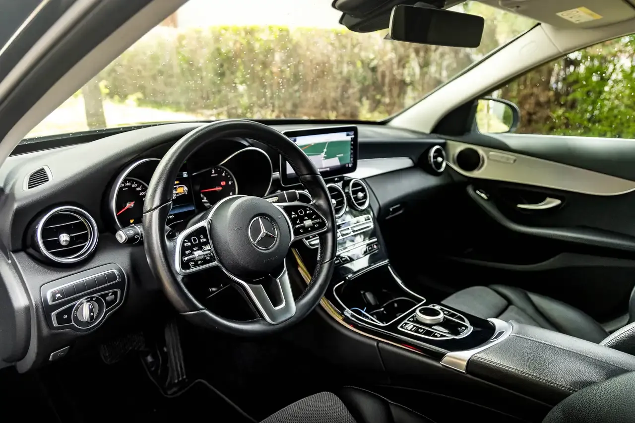 Mercedes-Benz C 300 - 4