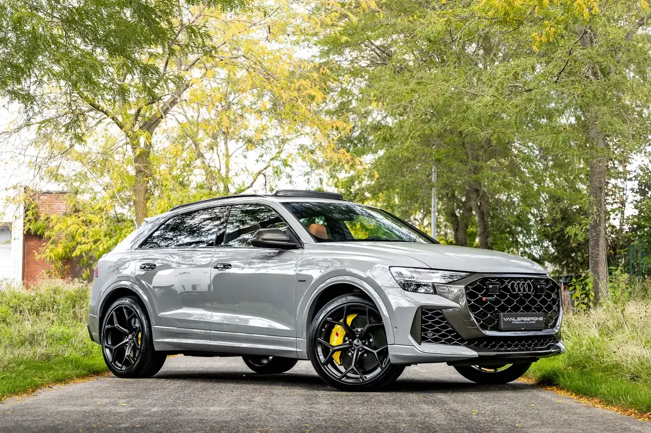 Audi RS Q8 - 1