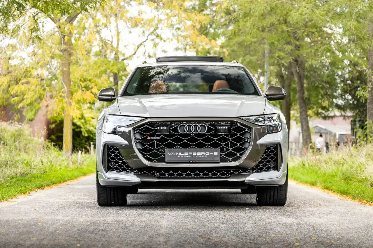 Audi RS Q8 - 2