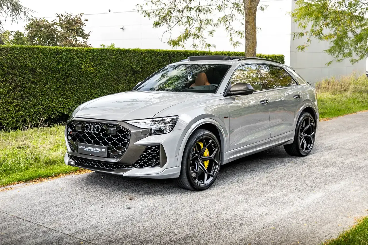 Audi RS Q8 - 9