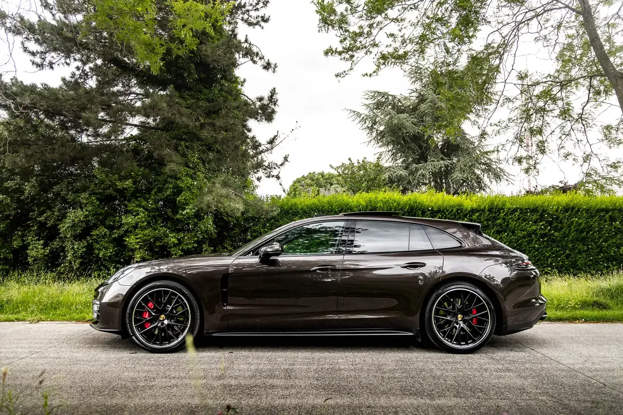 Porsche Panamera - 11
