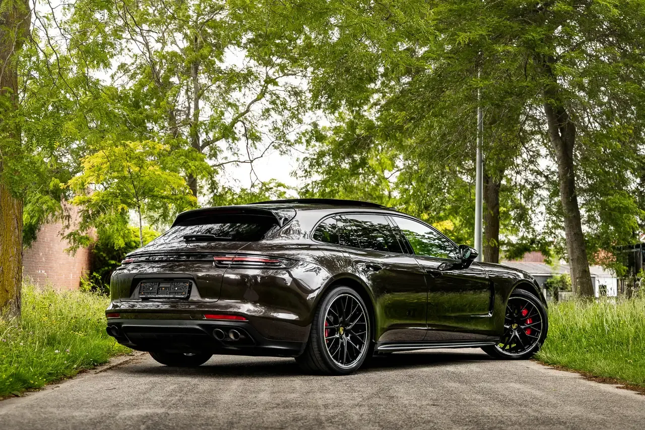 Porsche Panamera - 28