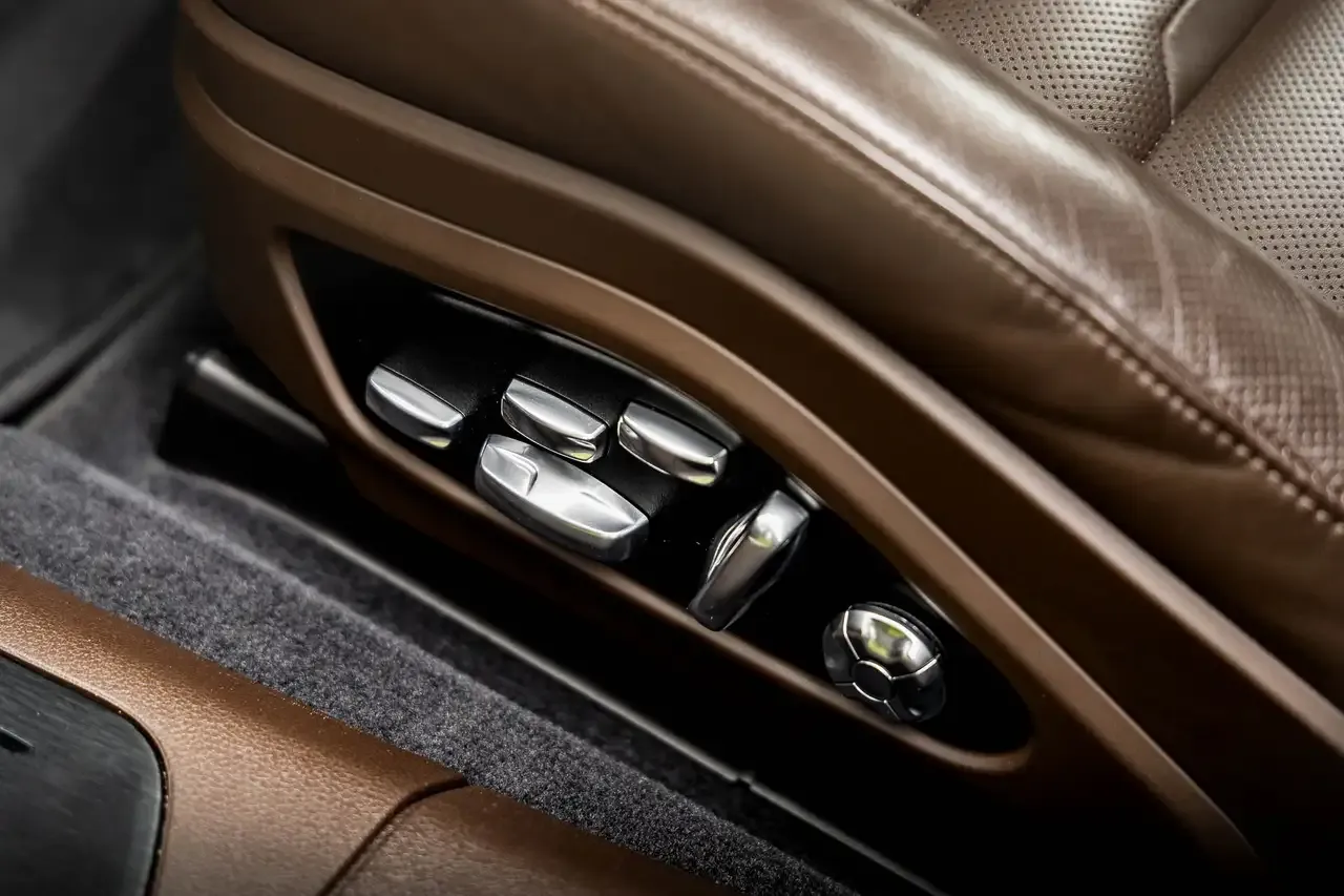 Porsche Panamera - 7