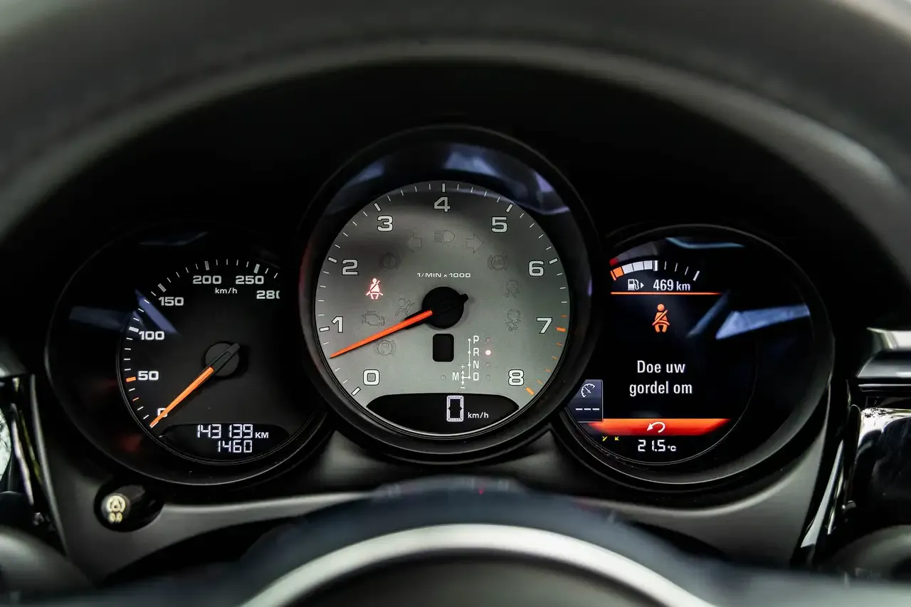 Porsche Macan - 14