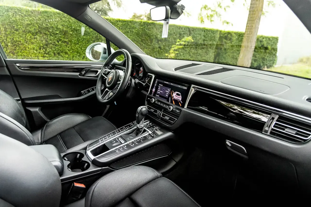 Porsche Macan - 19