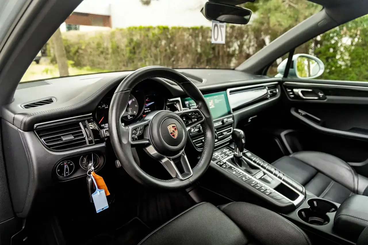 Porsche Macan - 4