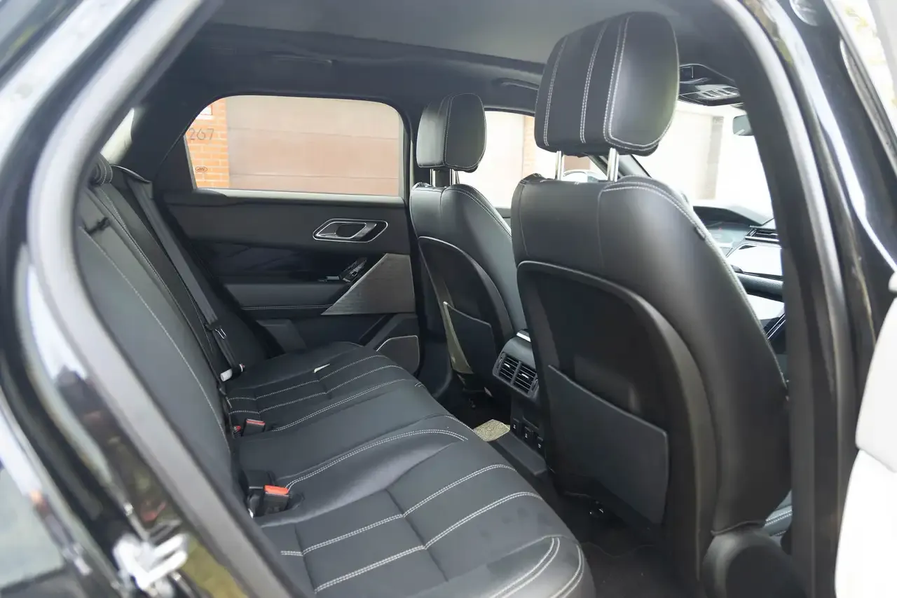 Land Rover Range Rover Velar - 12