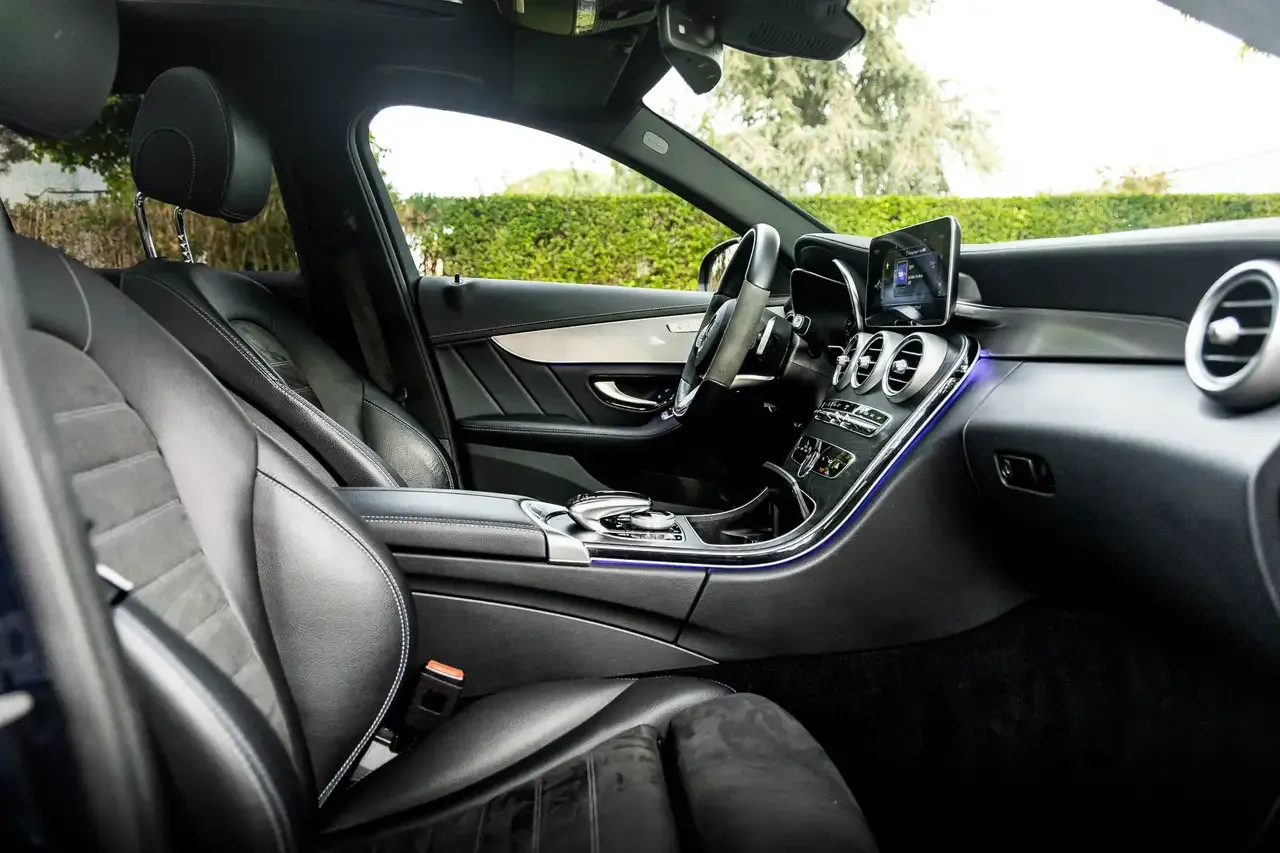 Mercedes-Benz C 300 - 19