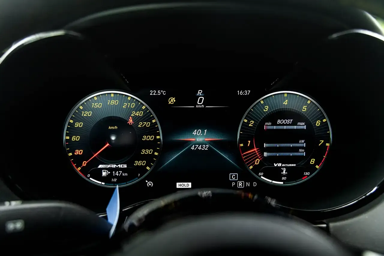 Mercedes-Benz AMG GT - 11