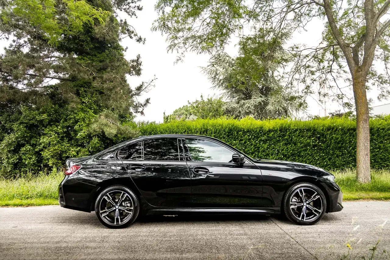 BMW 330 - 17