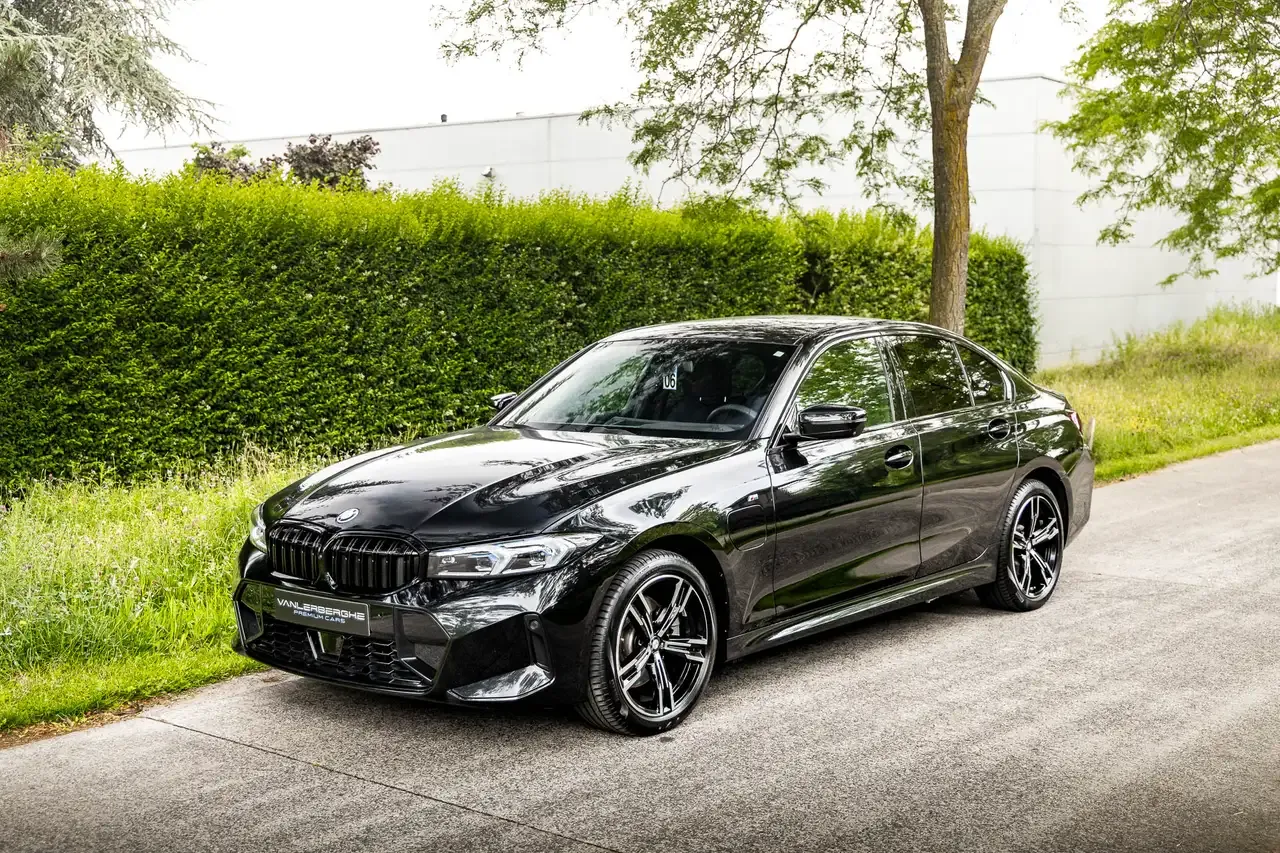 BMW 330 - 8