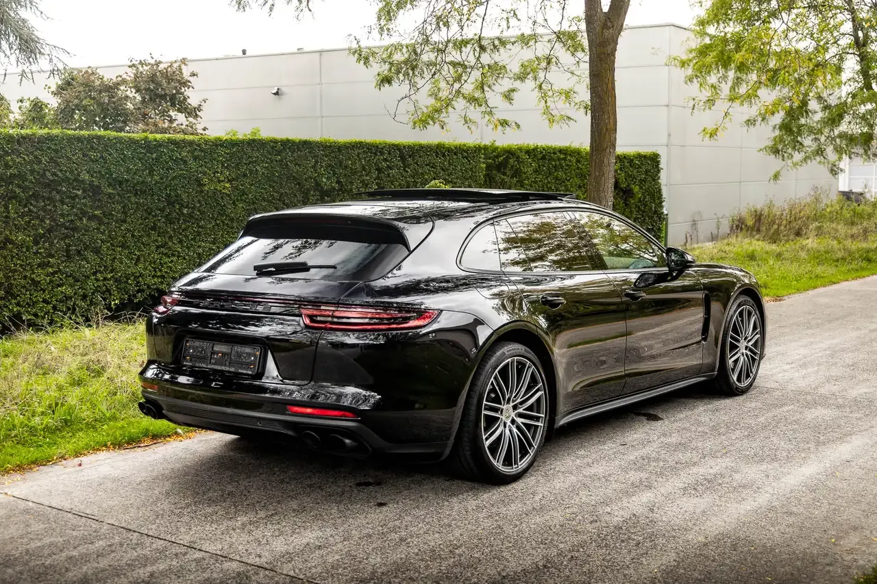 Porsche Panamera - 23