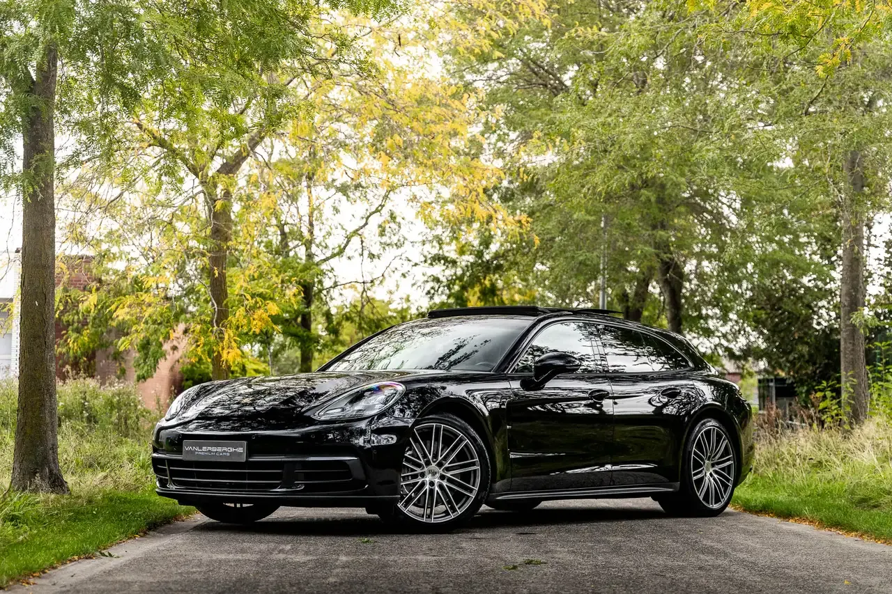 Porsche Panamera - 3