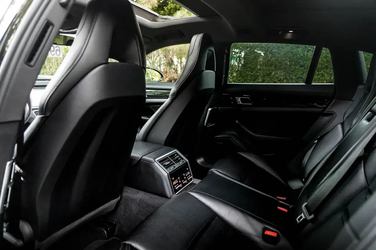 Porsche Panamera - 7