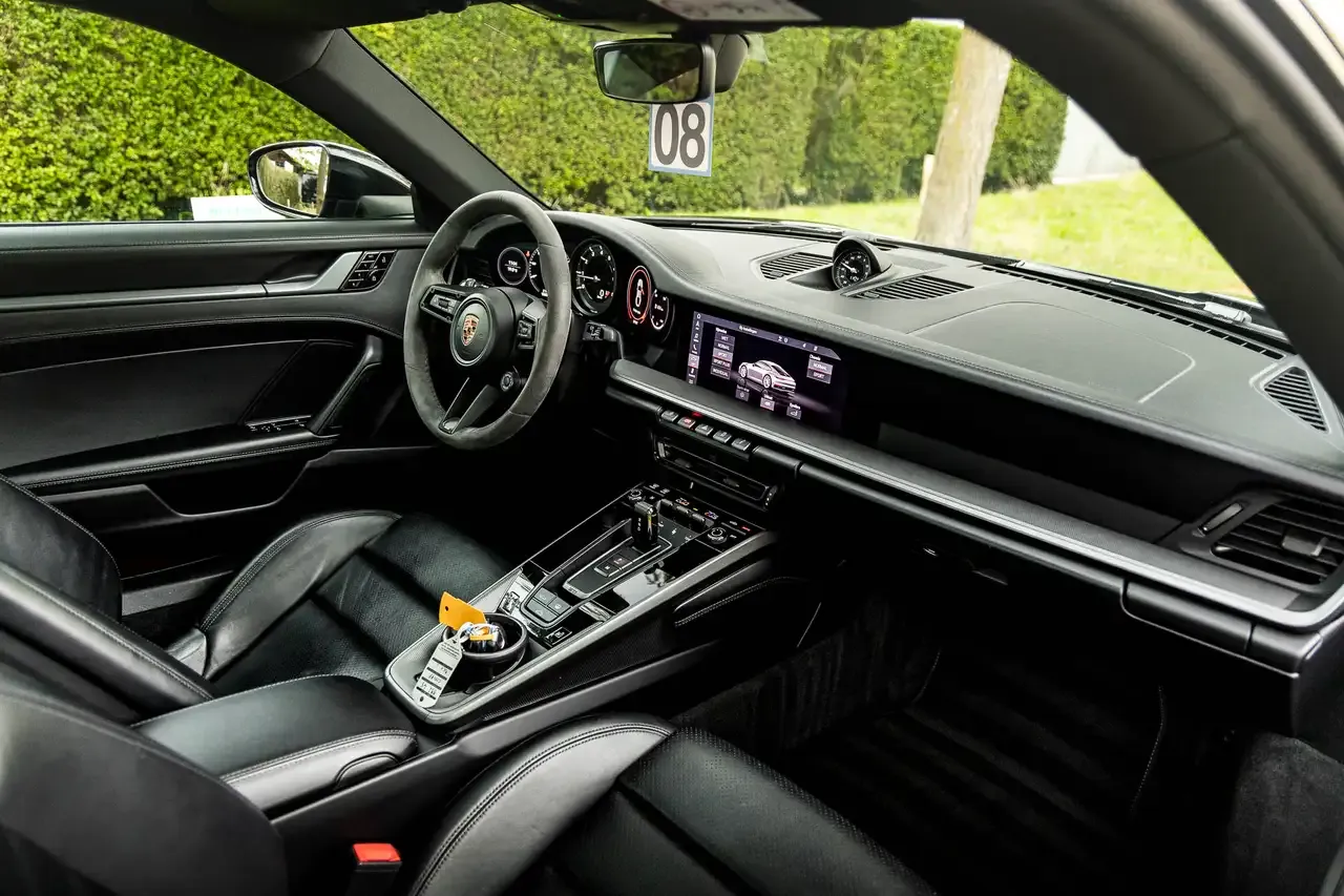 Porsche 911 - 21