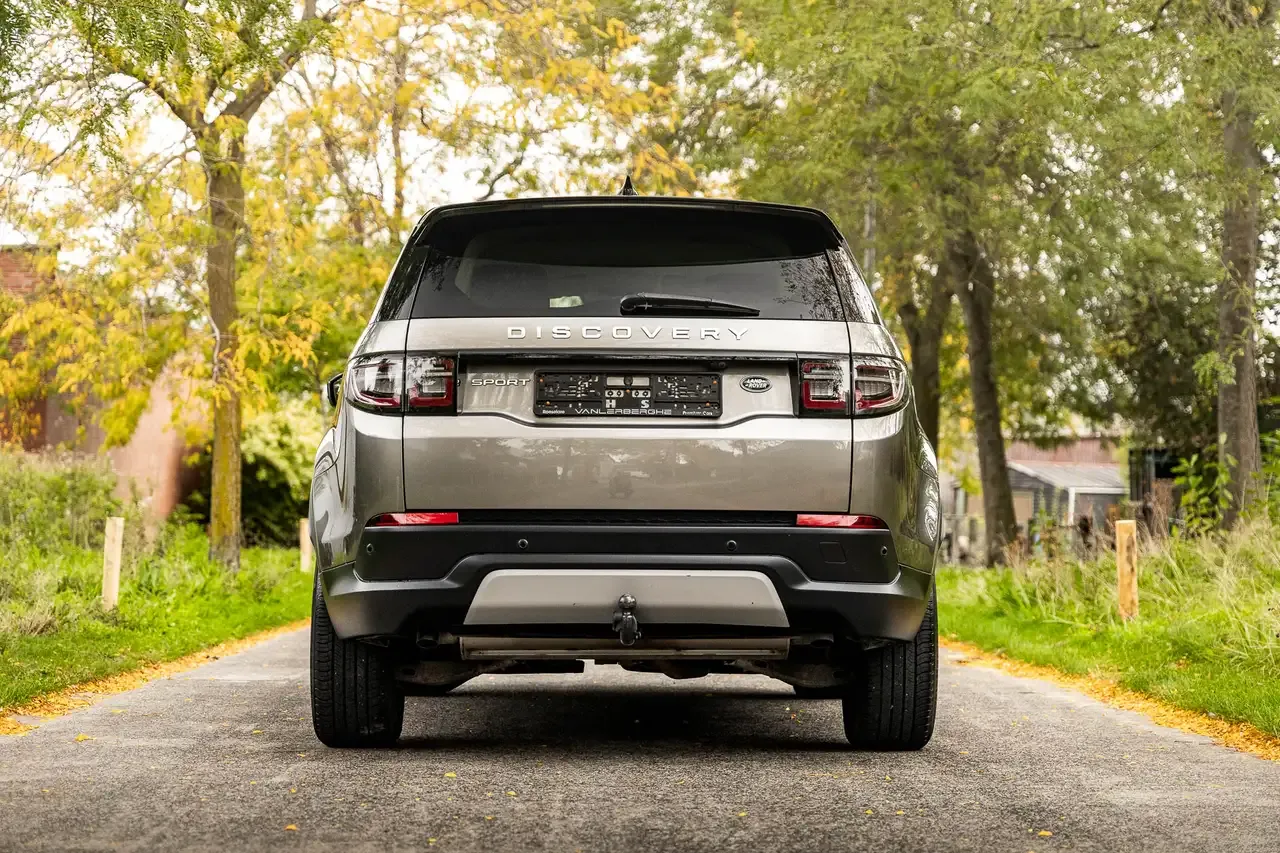 Land Rover Discovery Sport - 23