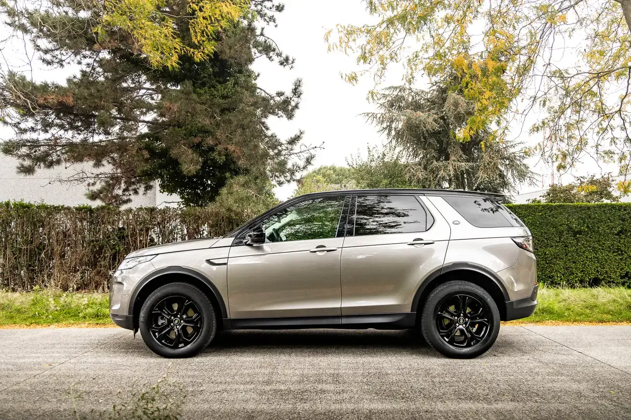 Land Rover Discovery Sport - 9