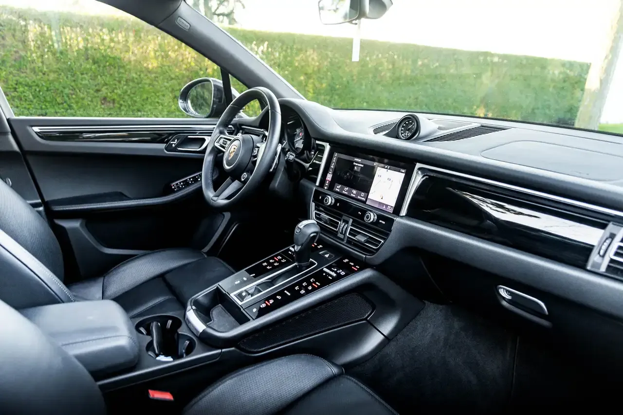 Porsche Macan - 20