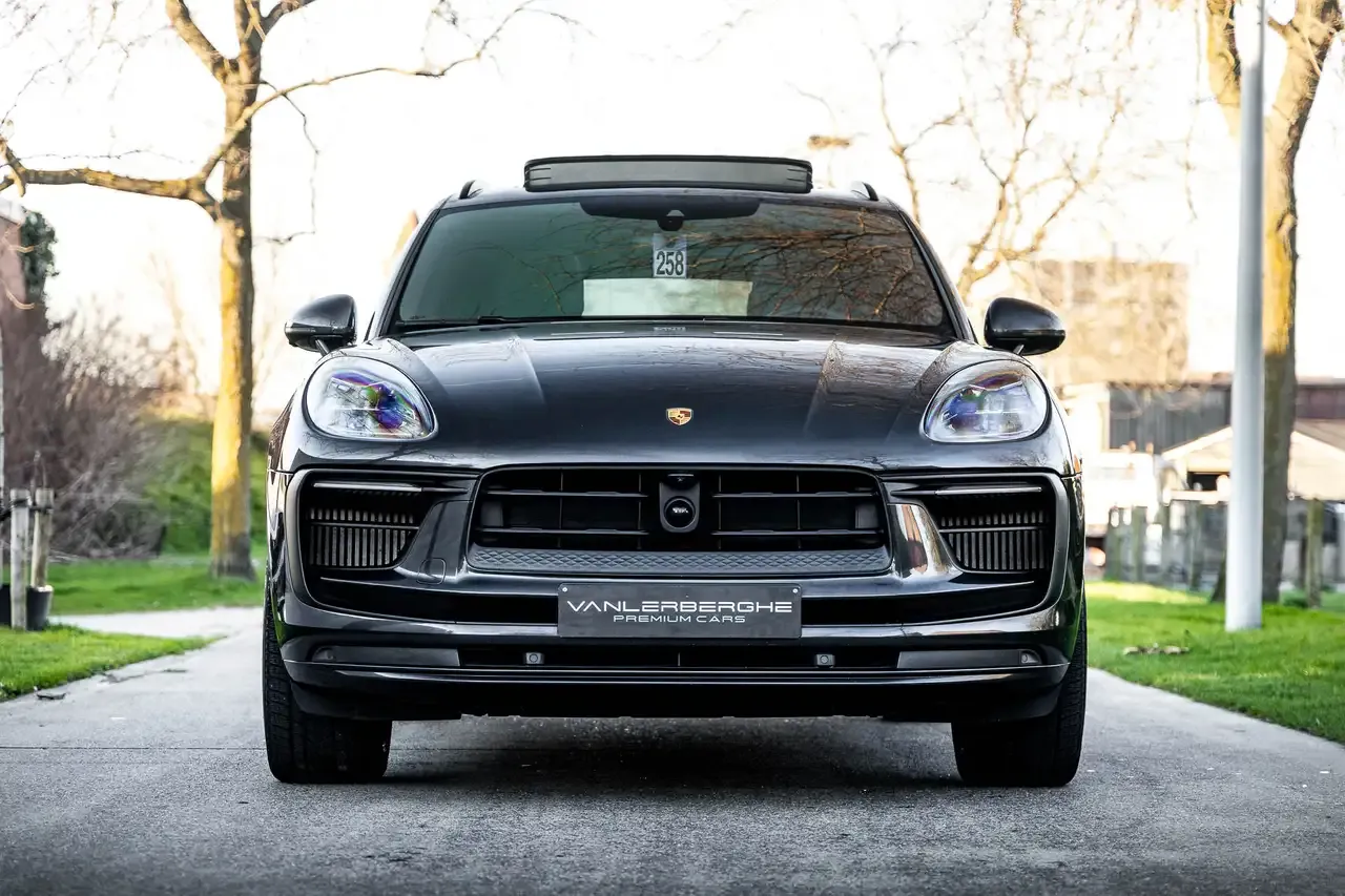 Porsche Macan - 2